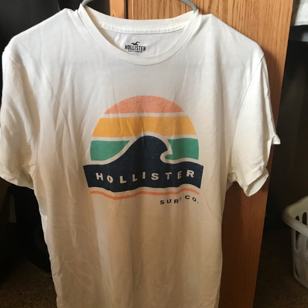 Hollister shirt